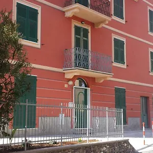 Enrica Appartamento Moneglia